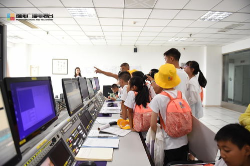 綿陽廣播電視臺(tái)“被小可愛攻陷” 2021夏季特訓(xùn)營(yíng)，點(diǎn)燃廣電夢(mèng)想